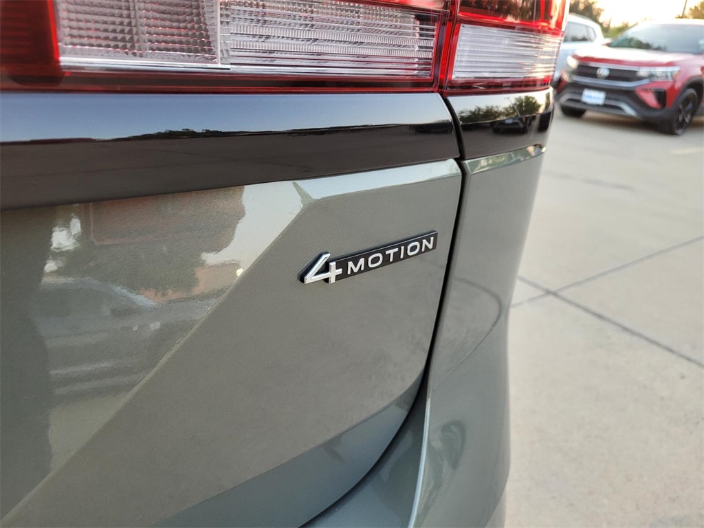 used 2025 Volkswagen Atlas car, priced at $40,731