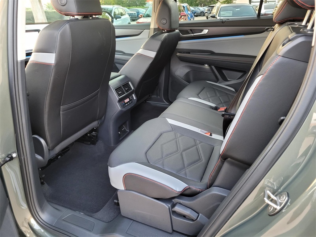 used 2025 Volkswagen Atlas car, priced at $40,731