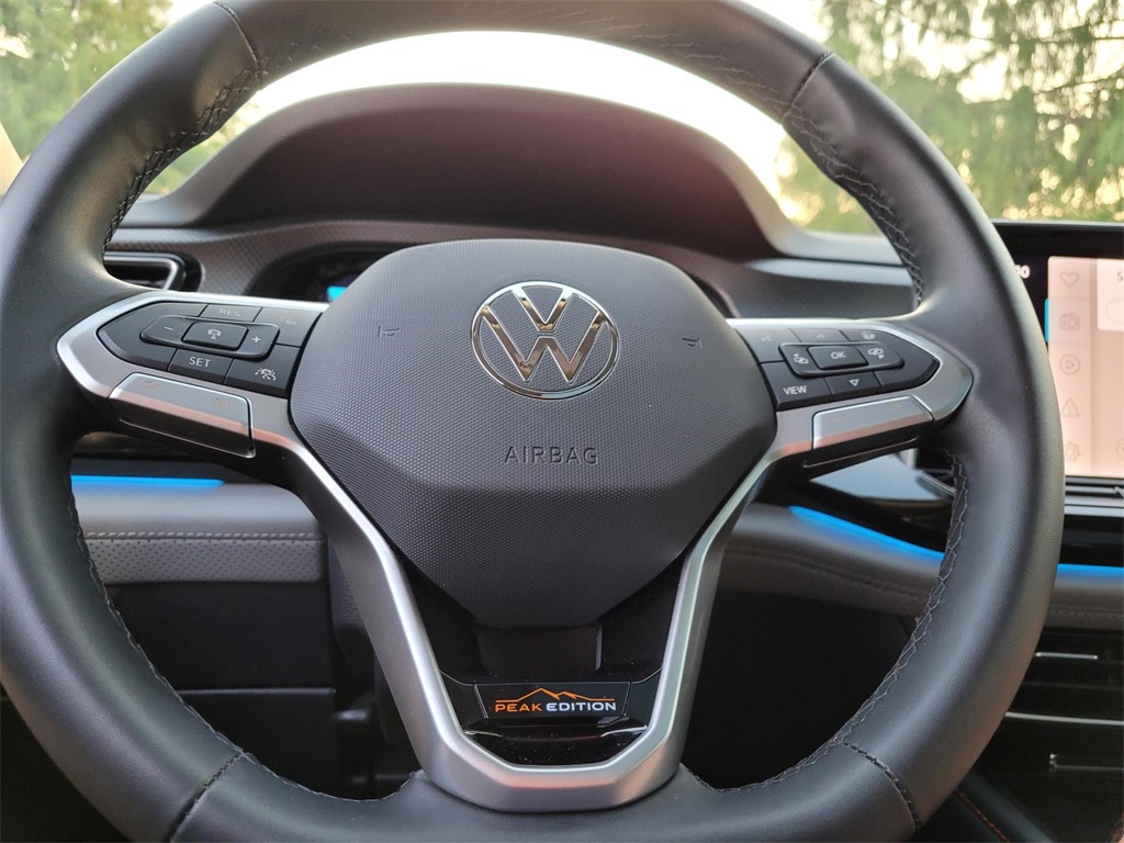 used 2025 Volkswagen Atlas car, priced at $40,731