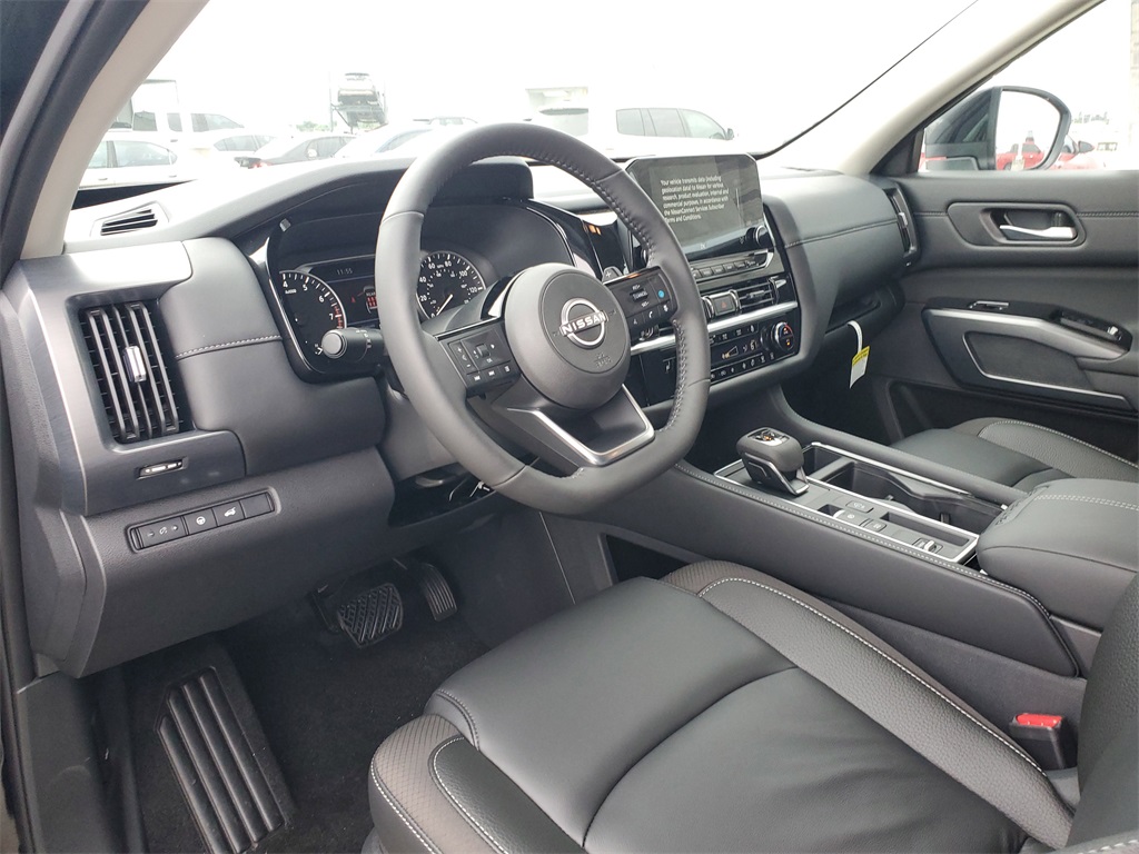 new 2025 Nissan Pathfinder car, priced at $37,838