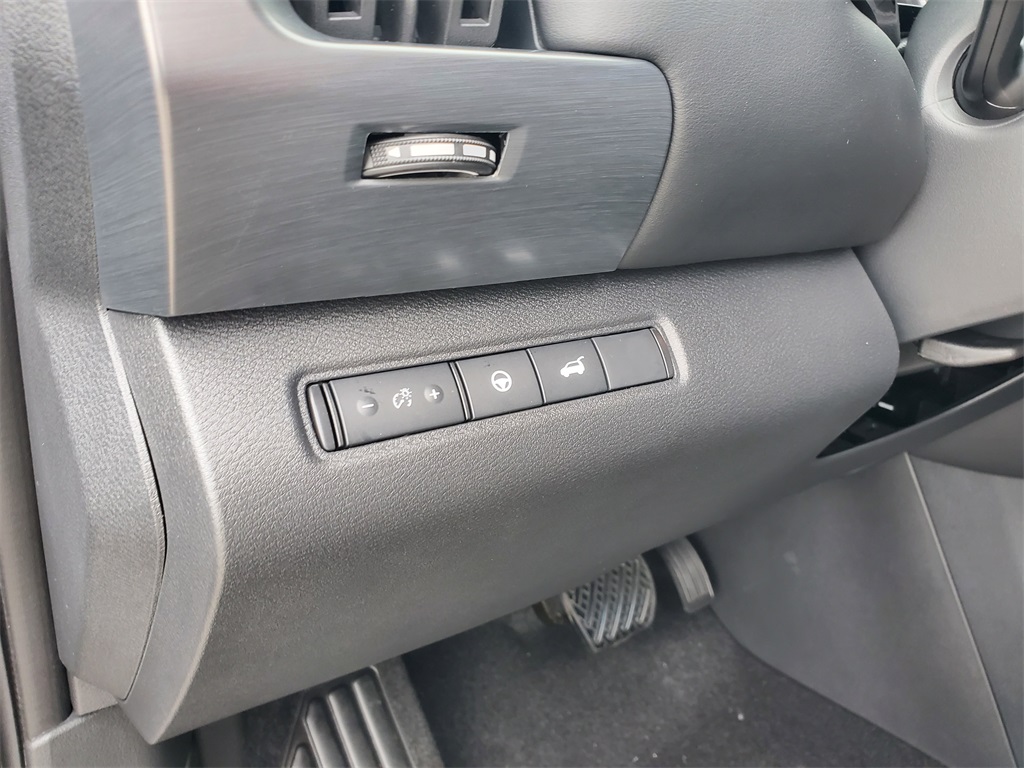 new 2025 Nissan Pathfinder car, priced at $37,838