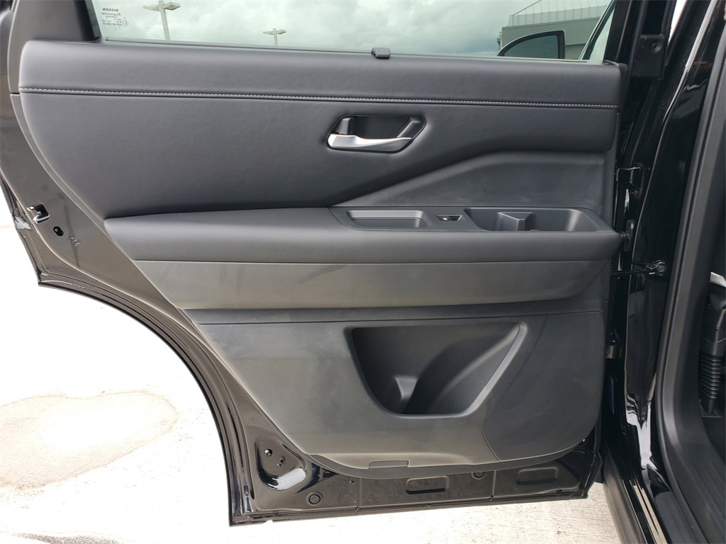 new 2025 Nissan Pathfinder car, priced at $37,838