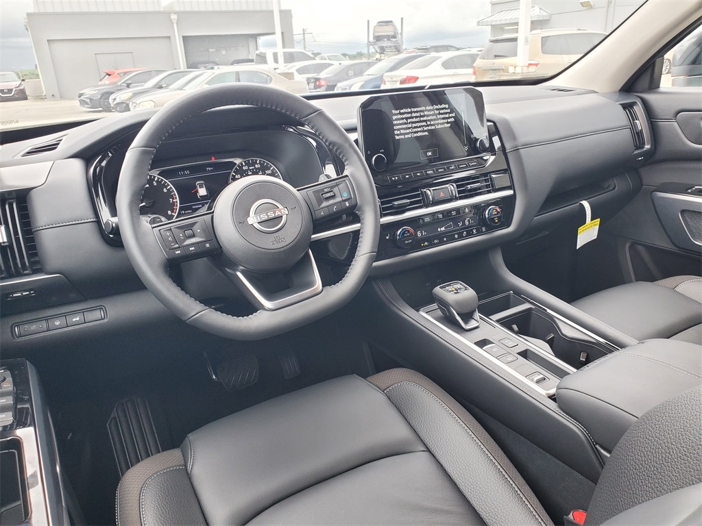 new 2025 Nissan Pathfinder car, priced at $37,838