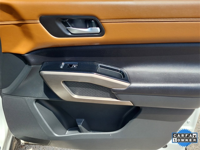 used 2024 Nissan Pathfinder car, priced at $37,017