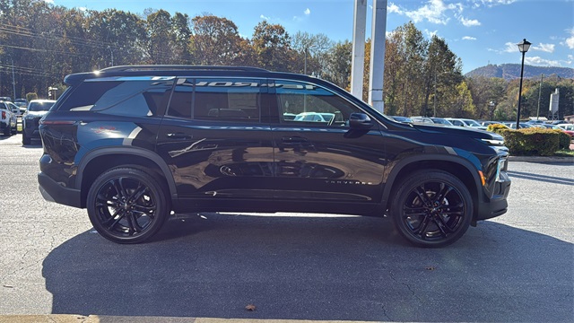new 2026 Chevrolet Traverse car, priced at $46,870