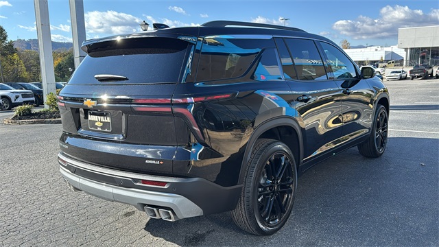 new 2026 Chevrolet Traverse car, priced at $46,870