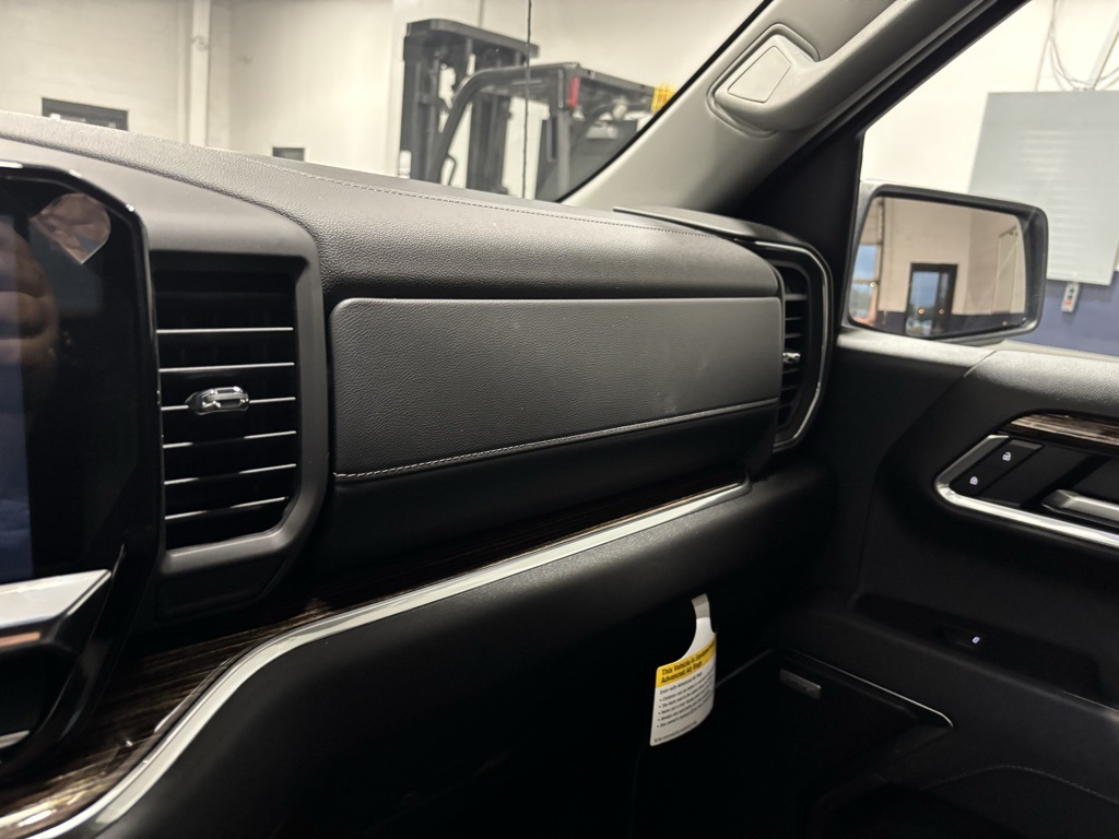 new 2025 GMC Sierra 1500 car, priced at $56,798