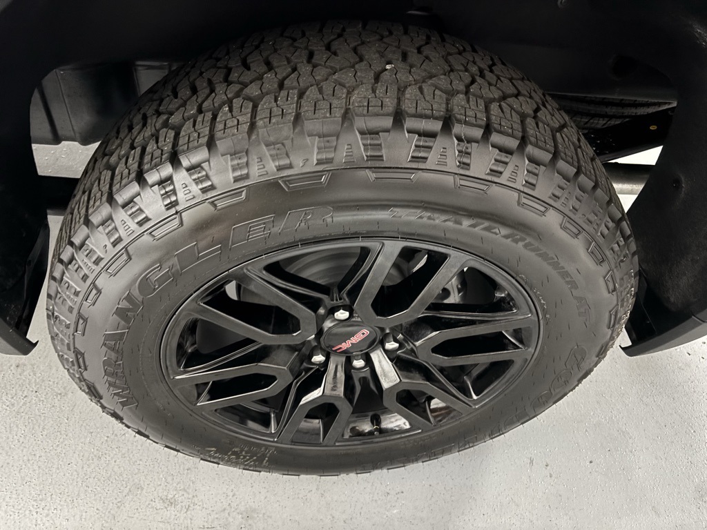 new 2025 GMC Sierra 1500 car, priced at $56,798