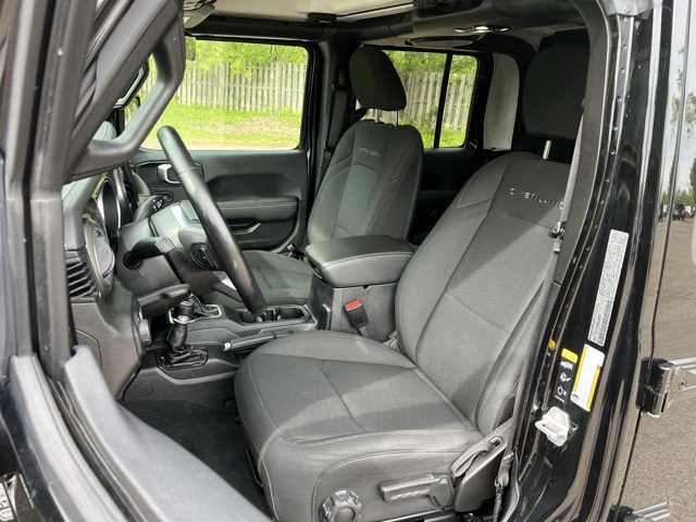 used 2021 Jeep Gladiator car, priced at $31,834