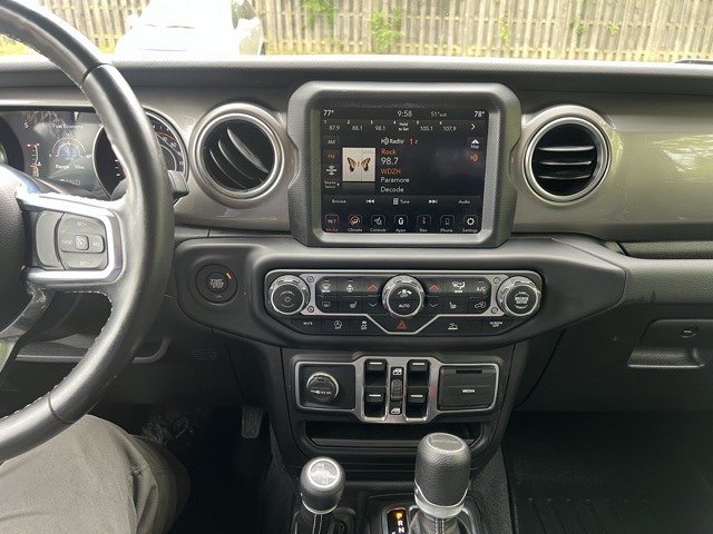 used 2021 Jeep Gladiator car, priced at $31,834