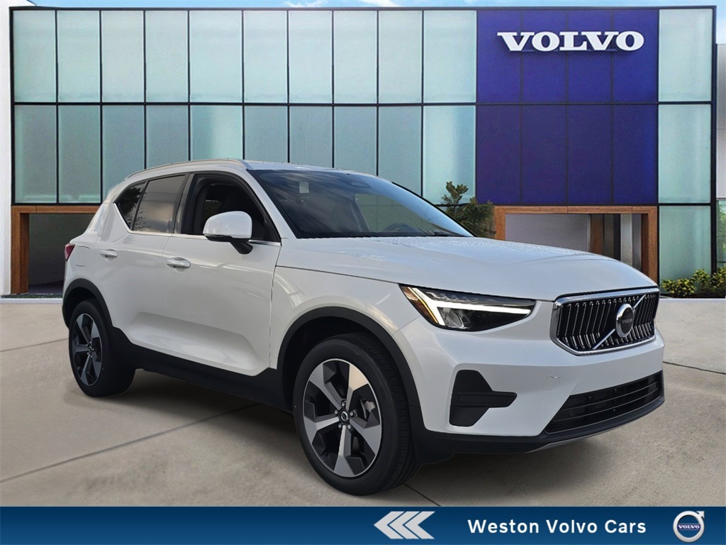 new 2025 Volvo XC40 car, priced at $44,845