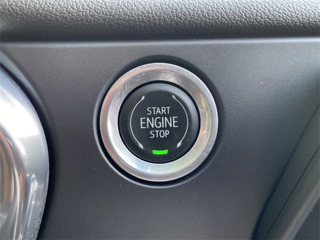 used 2020 Chevrolet Blazer car, priced at $25,304