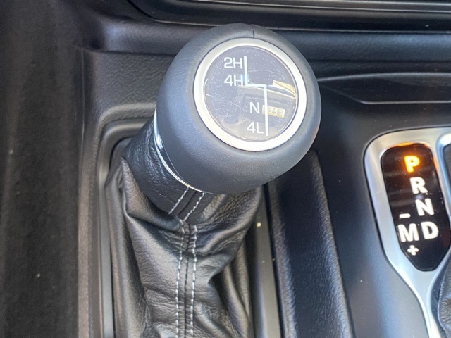 new 2025 Jeep Gladiator car, priced at $39,542