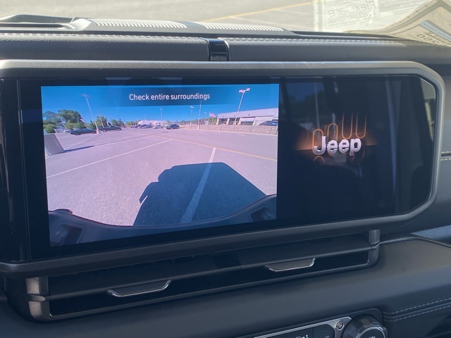 new 2025 Jeep Gladiator car, priced at $39,542