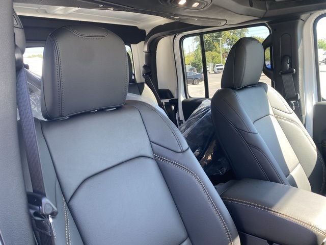 new 2025 Jeep Gladiator car, priced at $39,542