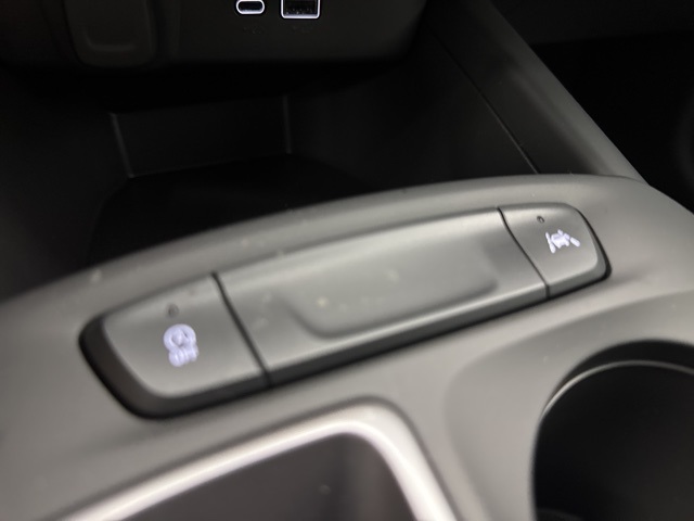 new 2025 Chevrolet Trax car, priced at $24,725