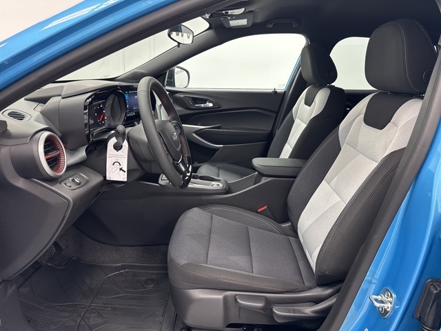 new 2025 Chevrolet Trax car, priced at $24,725