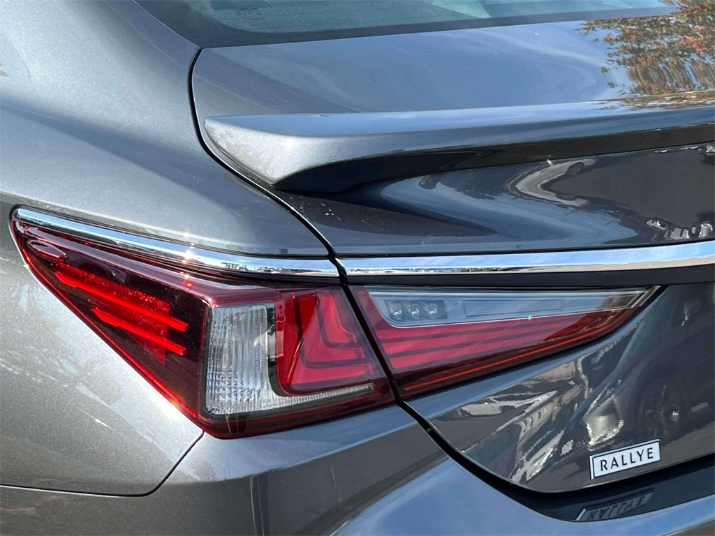 used 2022 Lexus ES car, priced at $38,995