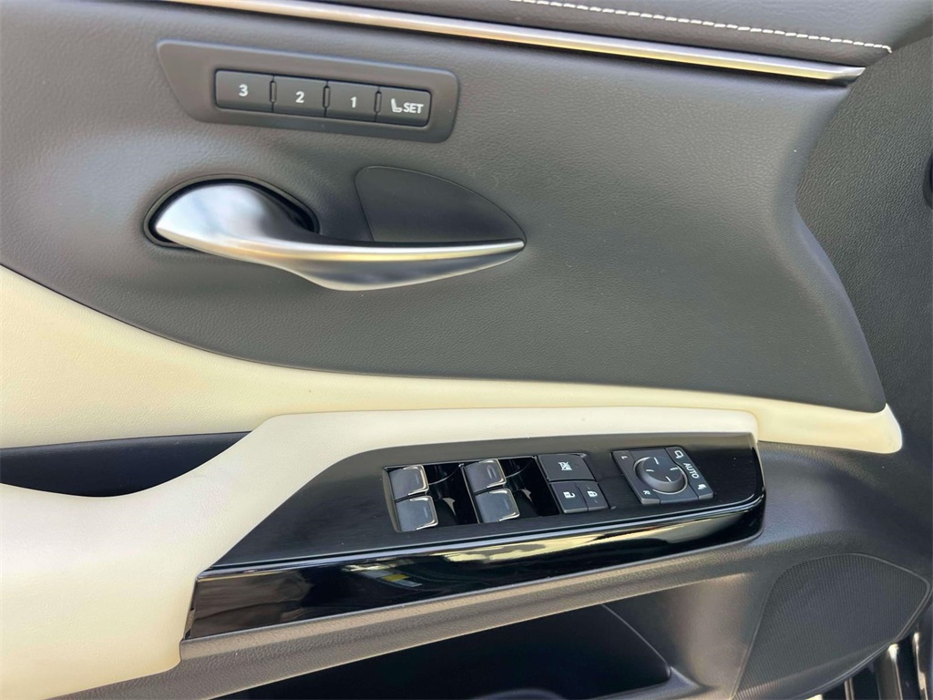 used 2022 Lexus ES car, priced at $38,995