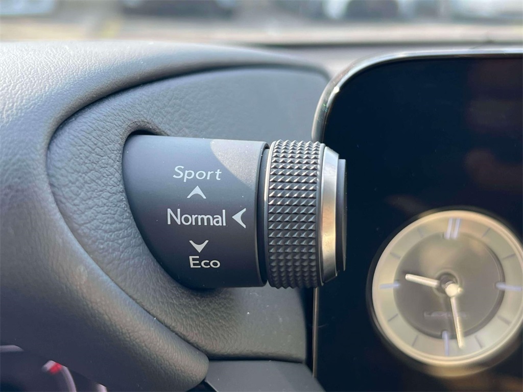 used 2022 Lexus ES car, priced at $38,995