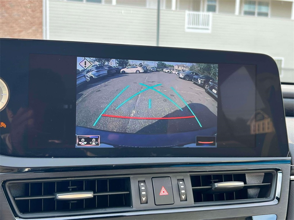 used 2022 Lexus ES car, priced at $38,995