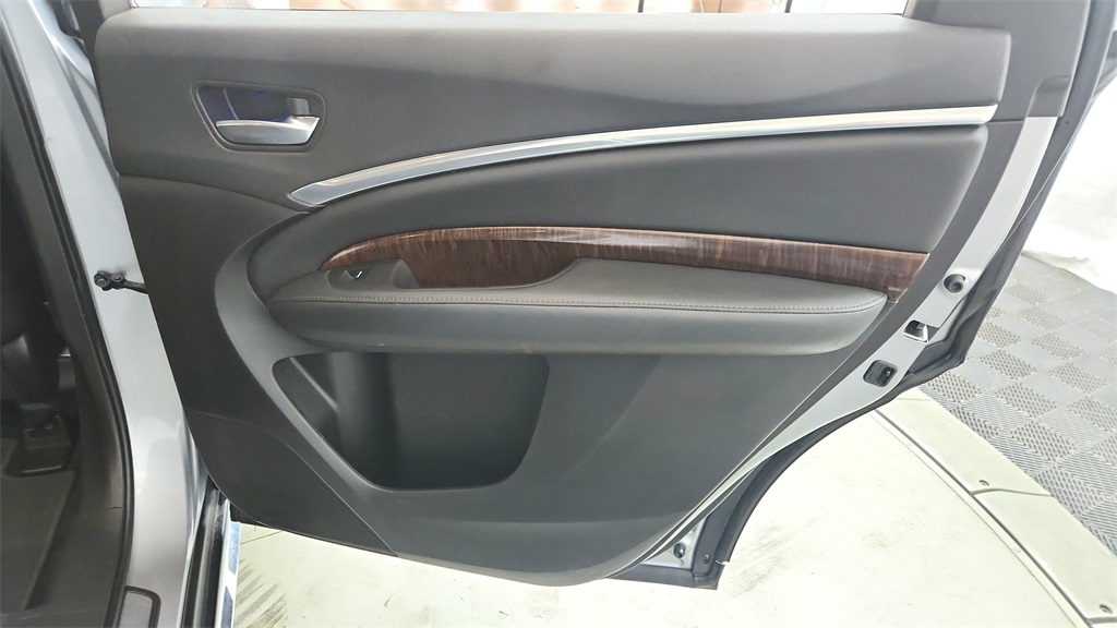 used 2017 Acura MDX car, priced at $18,125