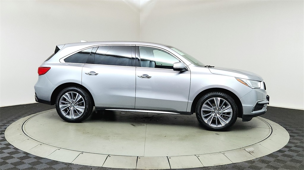 used 2017 Acura MDX car, priced at $18,125