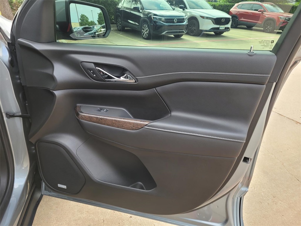 used 2023 GMC Acadia car, priced at $37,700