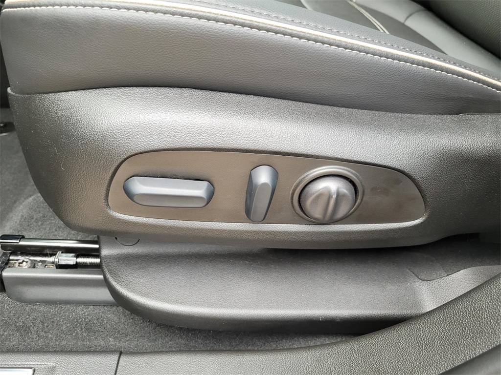 used 2023 GMC Acadia car, priced at $37,700