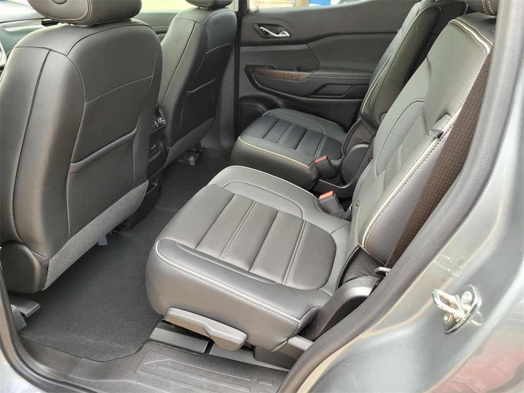 used 2023 GMC Acadia car, priced at $37,700