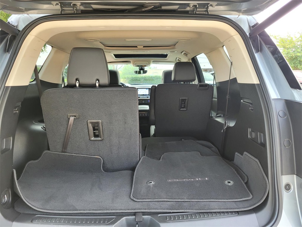 used 2023 GMC Acadia car, priced at $37,700
