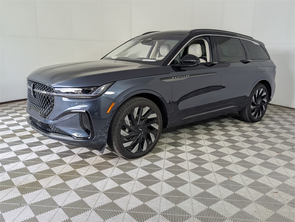 new 2024 Lincoln Nautilus car, priced at $65,895