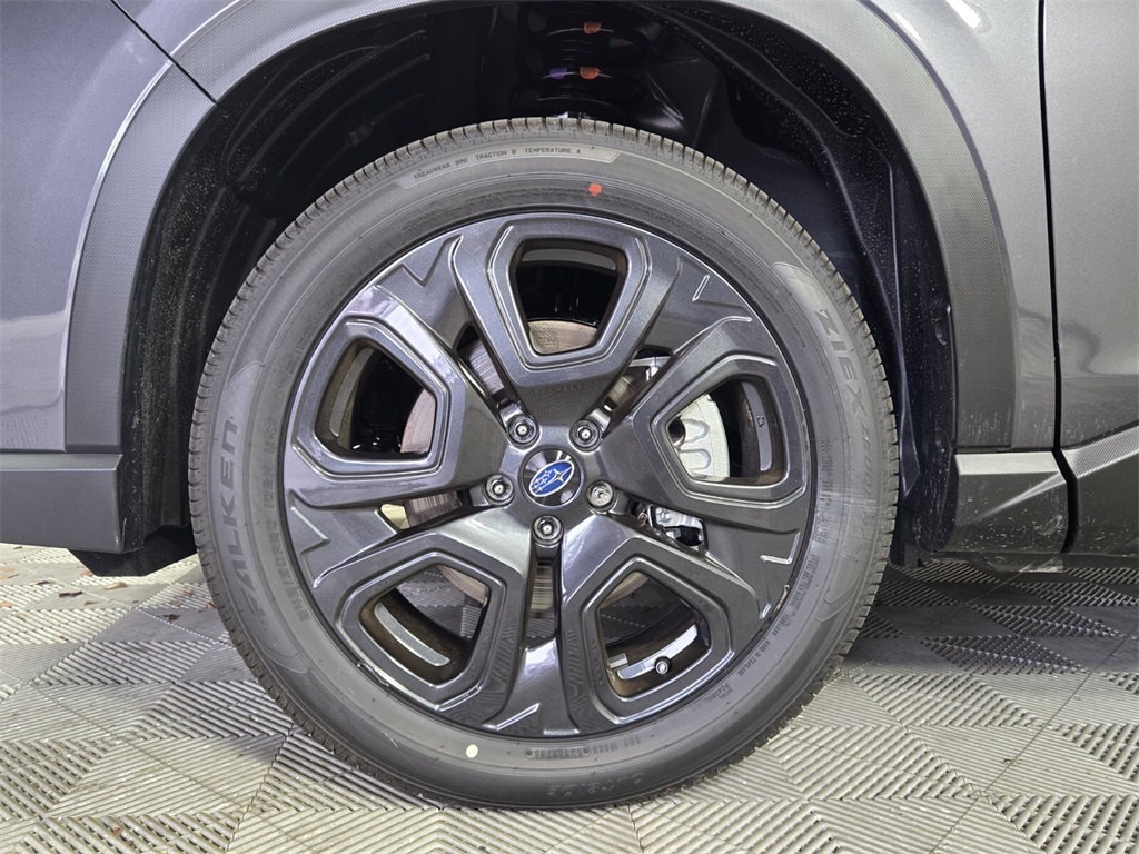 new 2025 Subaru Ascent car, priced at $46,440