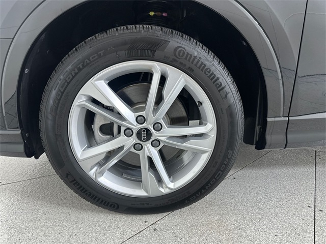 used 2024 Audi Q3 car, priced at $39,281
