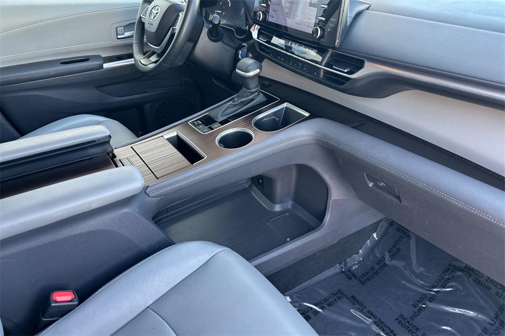 used 2024 Toyota Sienna car, priced at $47,991