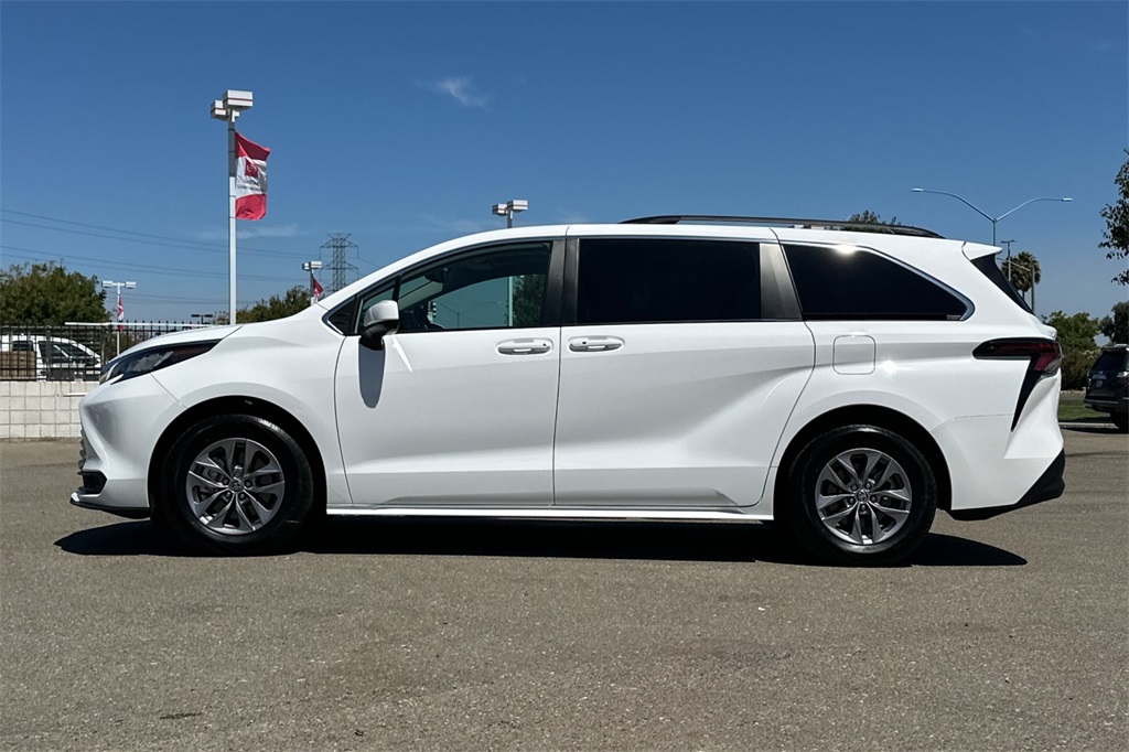 used 2023 Toyota Sienna car, priced at $44,991