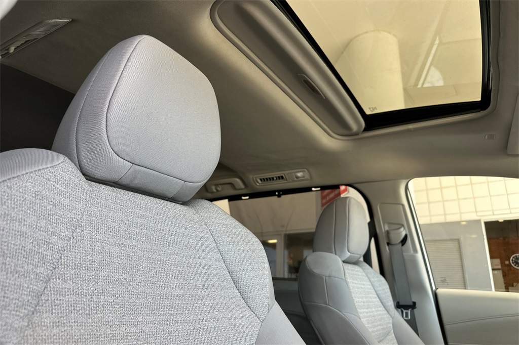 used 2023 Toyota Sienna car, priced at $44,991