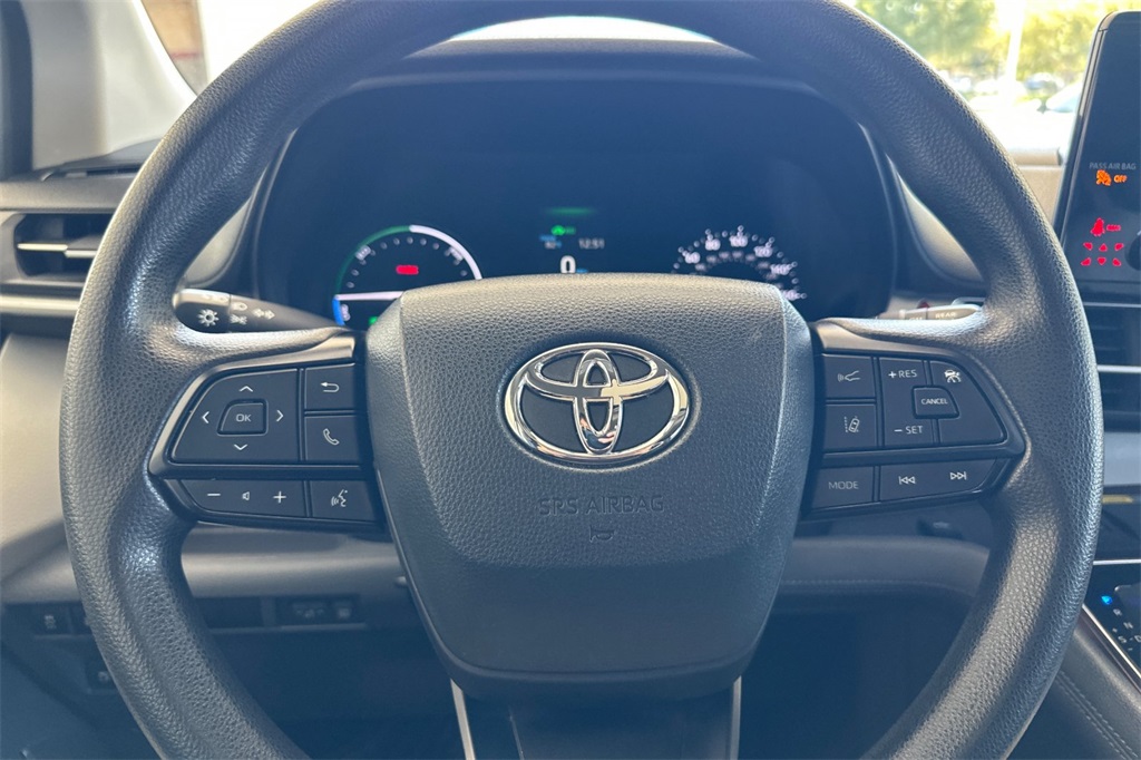 used 2023 Toyota Sienna car, priced at $44,991