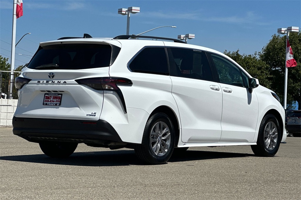 used 2023 Toyota Sienna car, priced at $44,991
