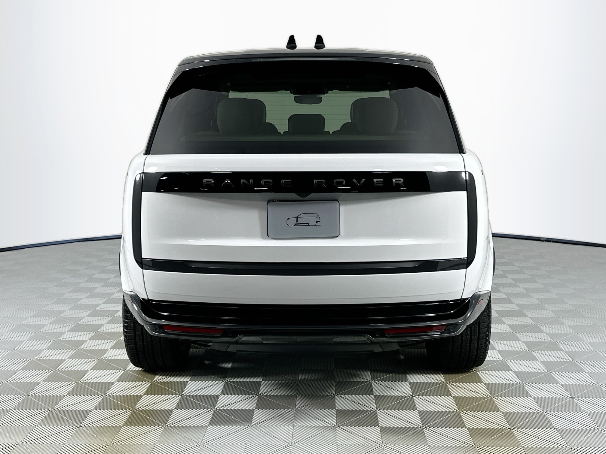 new 2025 Land Rover Range Rover Plug-In Hybrid car, priced at $138,085