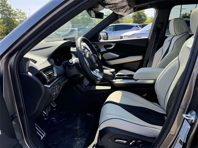 new 2025 Acura RDX car, priced at $52,250