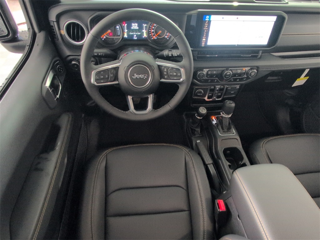 new 2025 Jeep Wrangler car, priced at $52,120