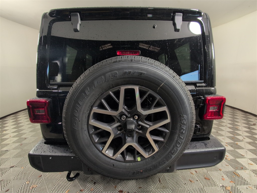 new 2025 Jeep Wrangler car, priced at $52,120