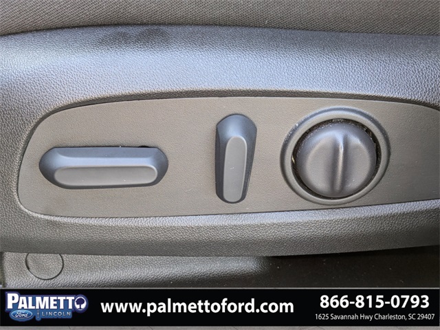 used 2022 Chevrolet Equinox car, priced at $19,920
