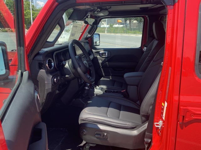 new 2025 Jeep Gladiator car, priced at $40,973