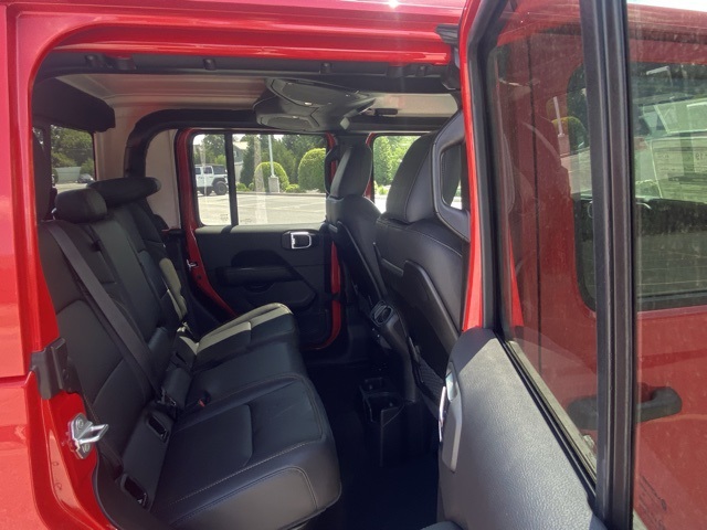new 2025 Jeep Gladiator car, priced at $40,973