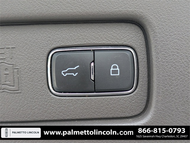 used 2020 Lincoln Aviator car, priced at $22,974