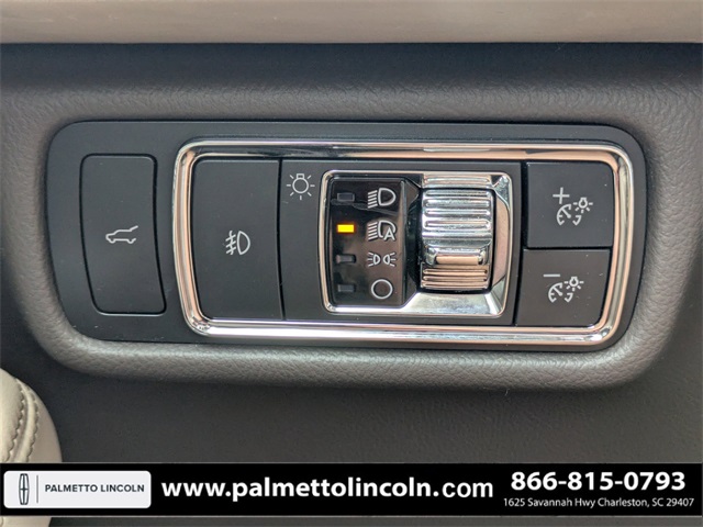 used 2020 Lincoln Aviator car, priced at $22,974