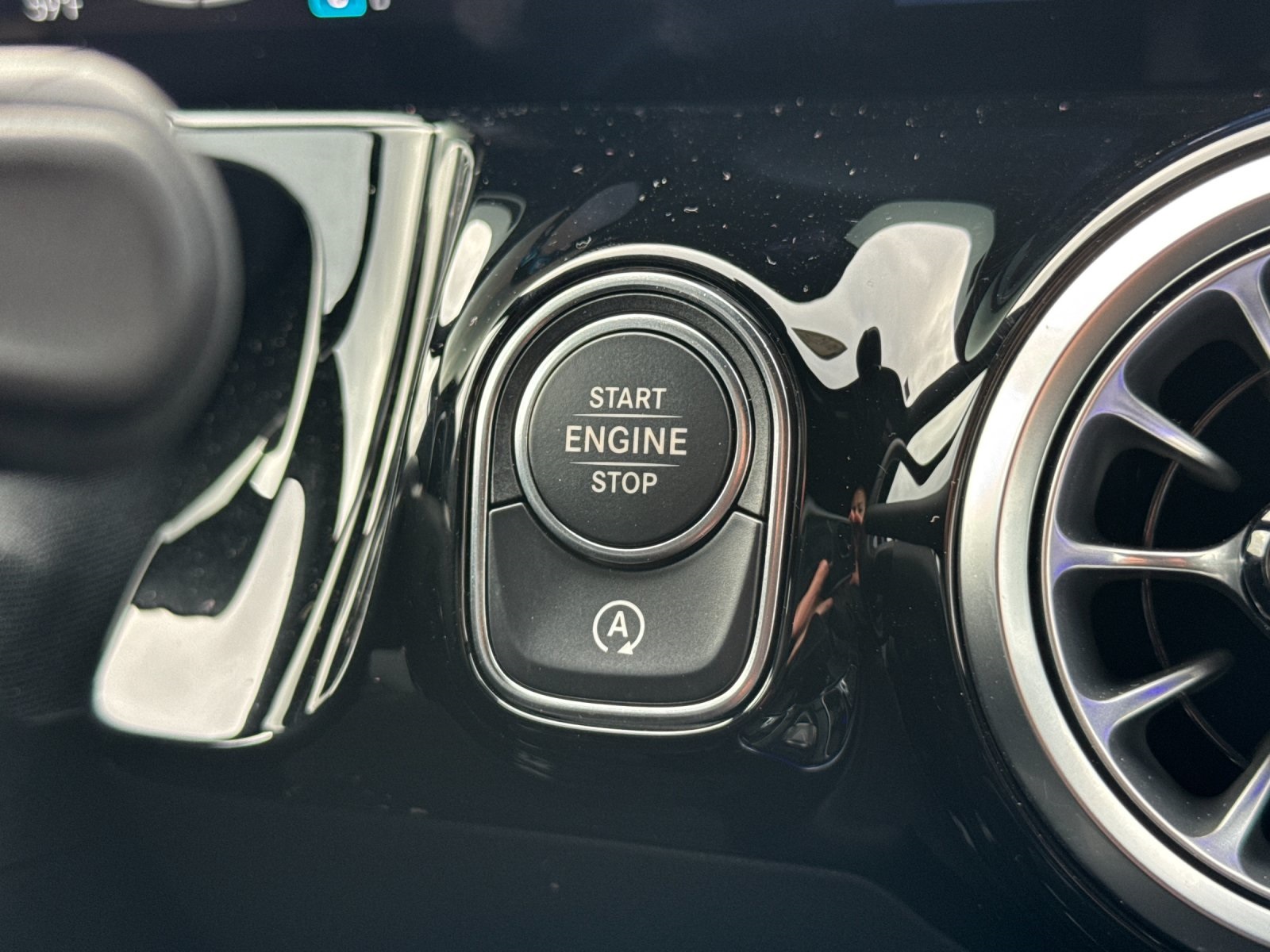 new 2025 Mercedes-Benz GLA car