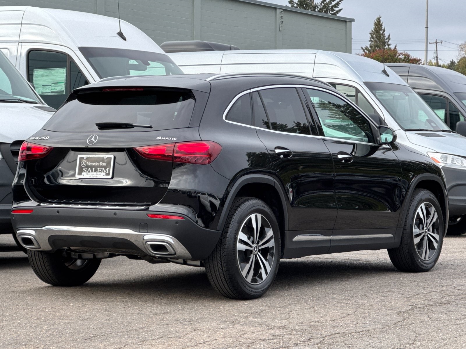 new 2025 Mercedes-Benz GLA car